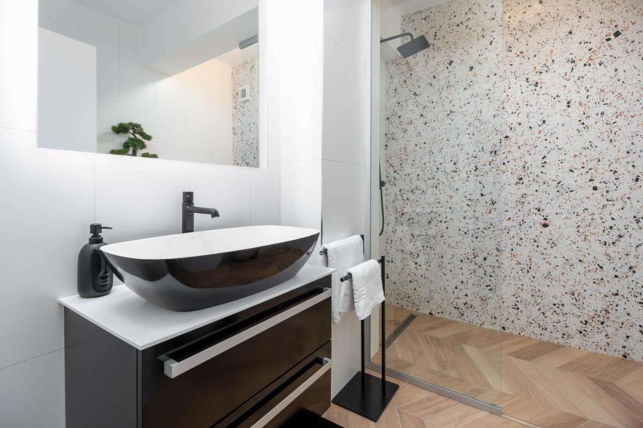 Brighita Apartment ออราแด ภายนอก รูปภาพ